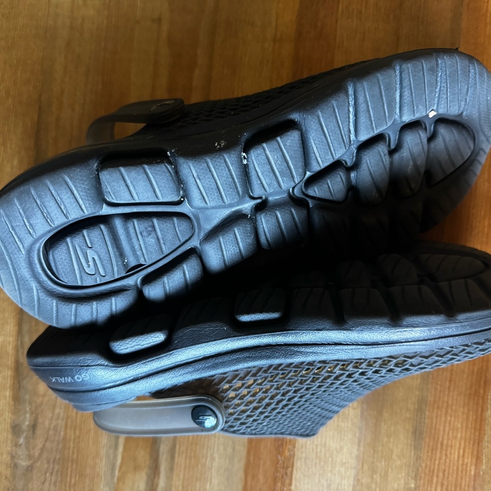 Skechers Foamies Black Mesh Slip-Ons - Picture 8 of 8